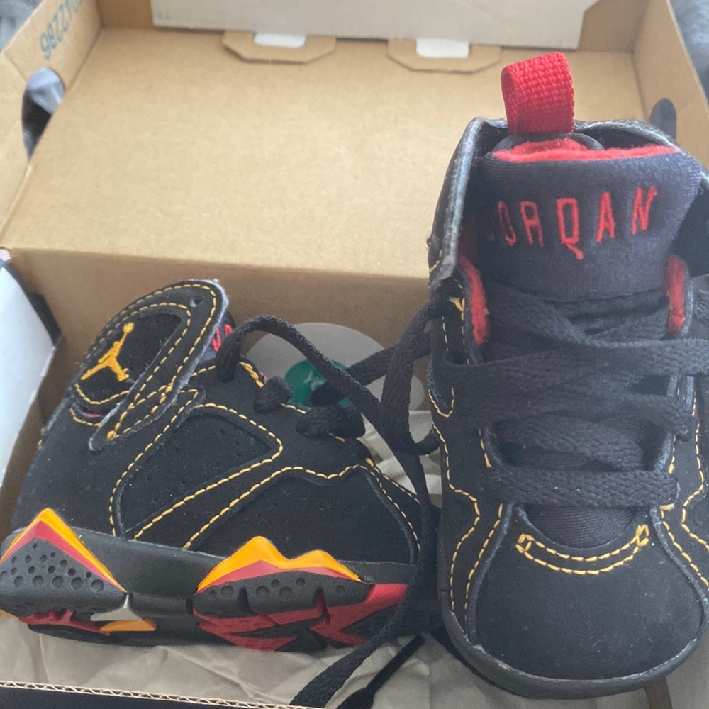Jordan Retro Citrus 7 (2022)